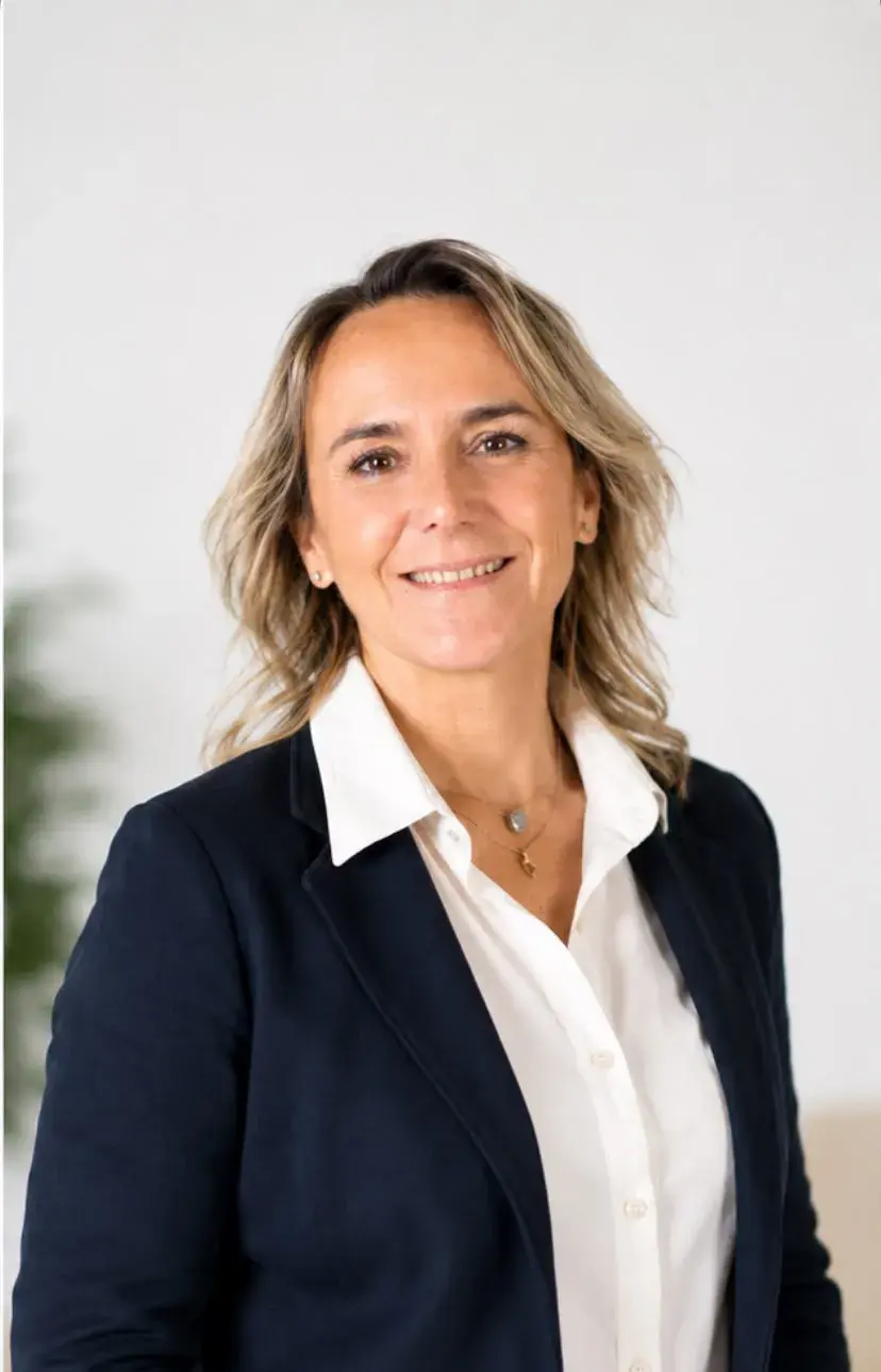 Mar%20Sánchez Bustamante%20·%20Agente%20de%20seguros%20Adeslas